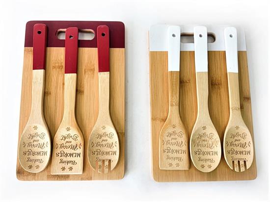 SET TAGLIERE E 3 MESTOLI NATALE